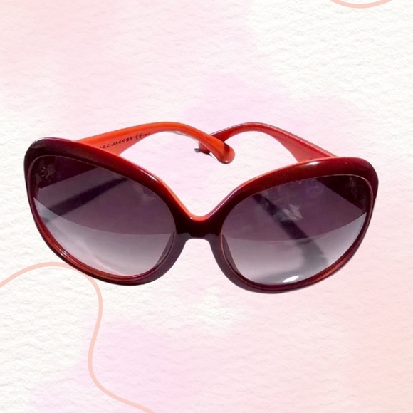 Marc By Marc Jacob’s Women’s Two-Color “Miss Marc” Round Oversized Sunglasses - Picture 1 of 9